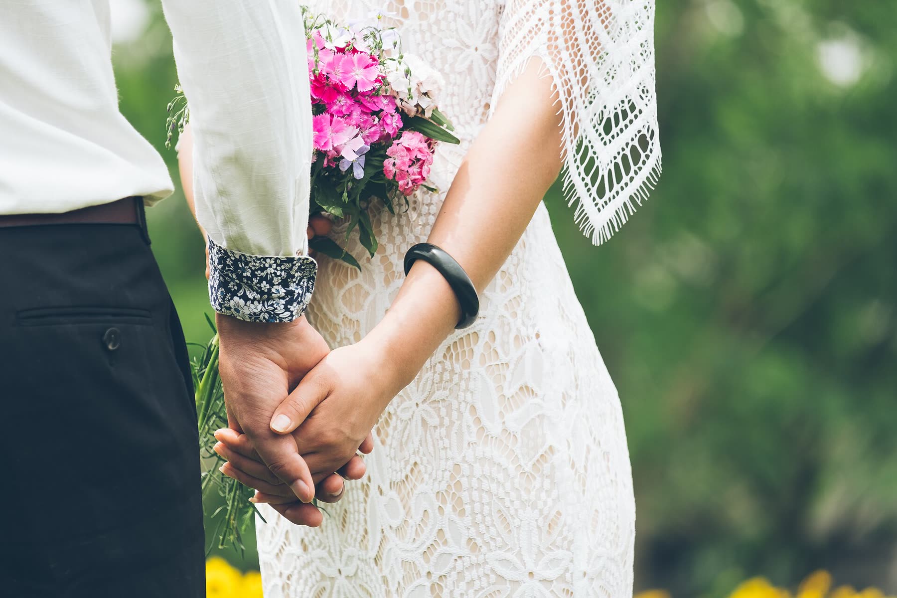 Vows under the walnut tree
